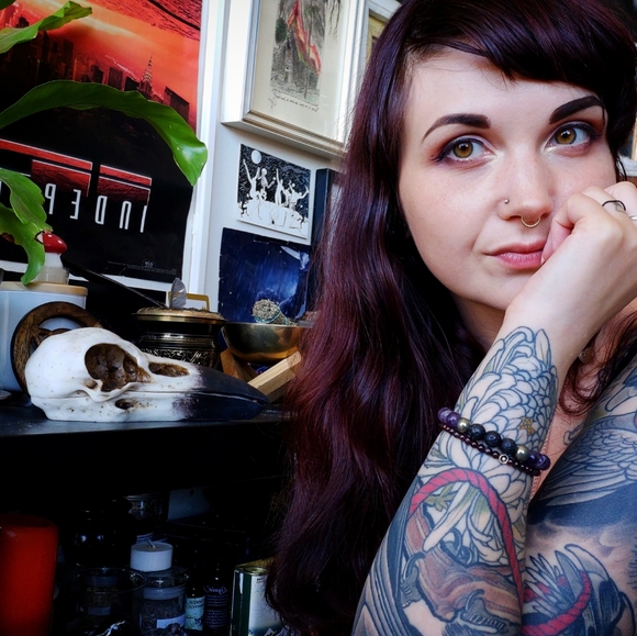 Meet your Posher, Kittie - Picture 1 of 1